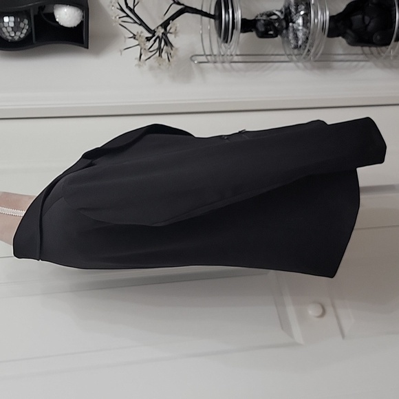 Robert Louis, Size L, Black, Single Button Blazer, EUC - Picture 6 of 11